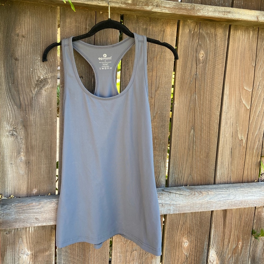 Workout tank top